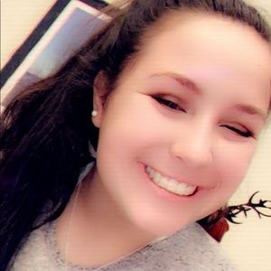 Meet your Posher, Lindsey